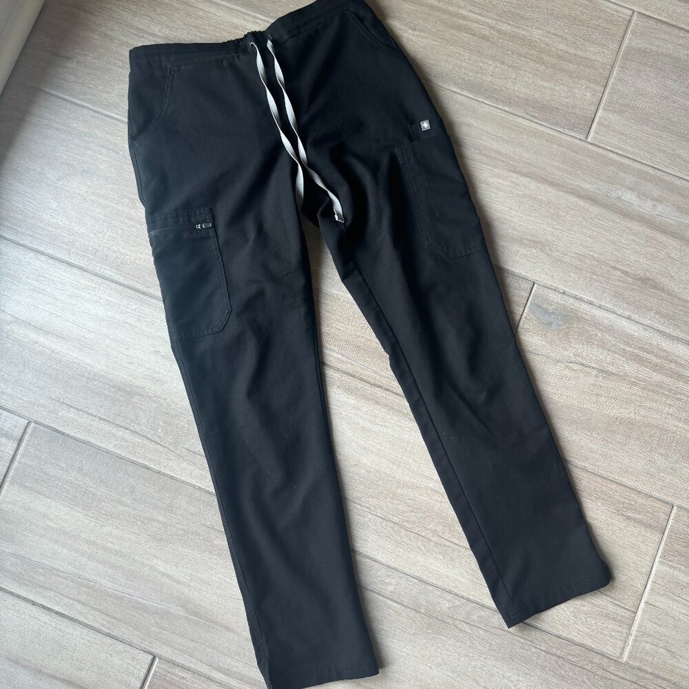 FIGS Technical Collection Black Scrub Pants – Women’s S